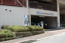 駐車場入り口